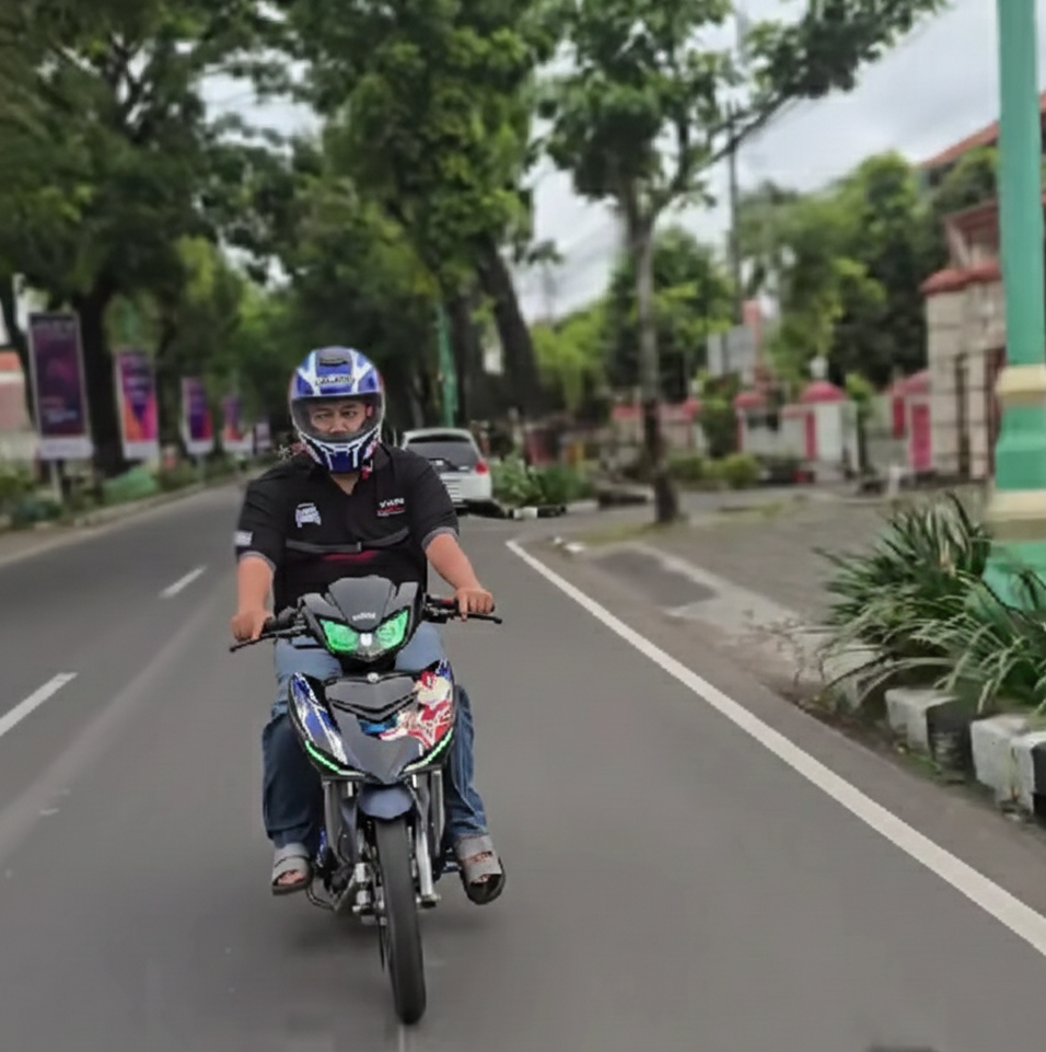 Hobi Jamaludin Malik modifikasi motor